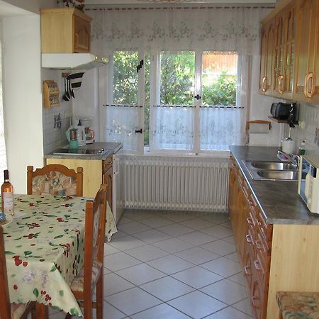 Ferienwohnung Csaladi Vendeghaz Erlau Zimmer foto