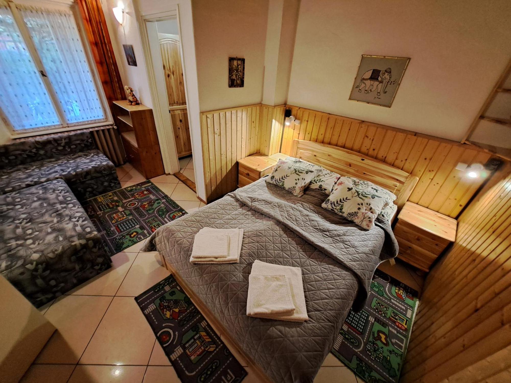 Ferienwohnung Csaladi Vendeghaz Erlau Exterior foto