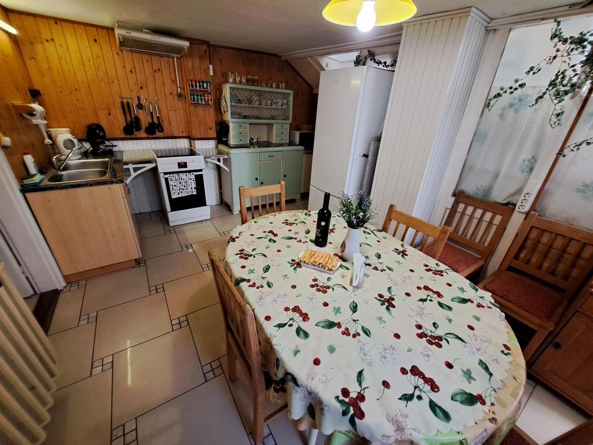 Ferienwohnung Csaladi Vendeghaz Erlau Exterior foto